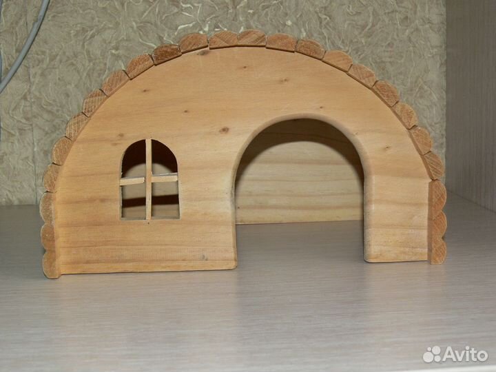 Беговое колесо и домик