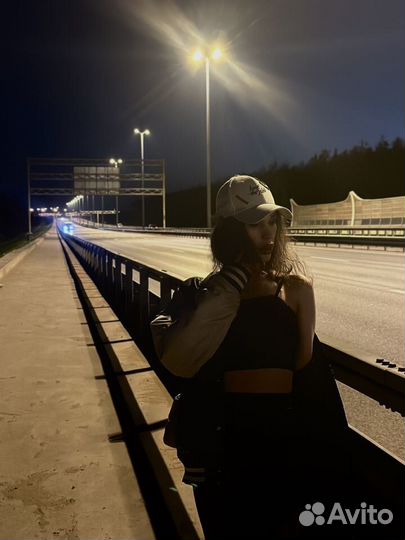 Администратор, продавец консультант