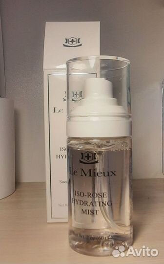 Увлажняющий спрей Iso-Rose Hydrating MistLe Mieux