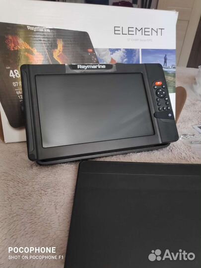 Эхолот raymarine Element 12
