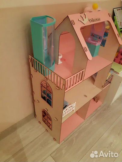 Домик кукольный новый от производителя