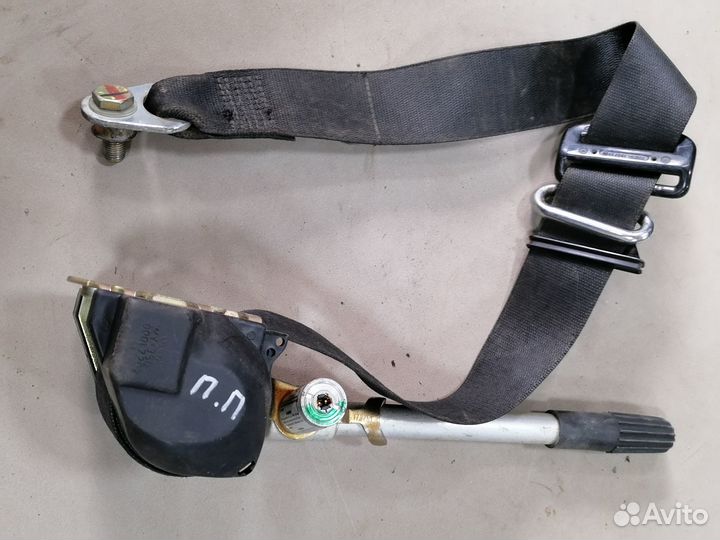 Ремень безоп.перед.с пиропатрон. Mercedes 190 W201