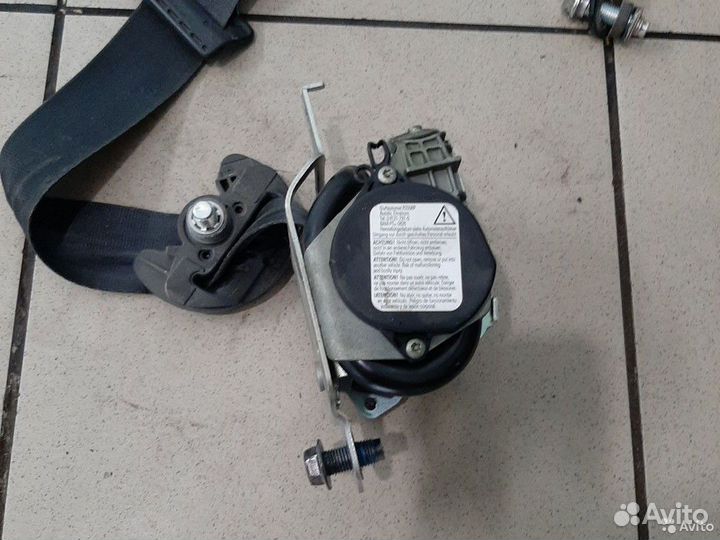 Ремень безопасности передний левый Kia Ceed (ED)