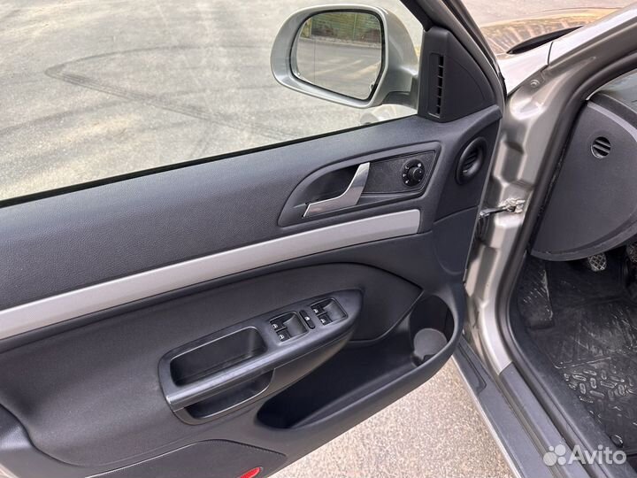 Skoda Octavia 1.6 МТ, 2010, 159 521 км