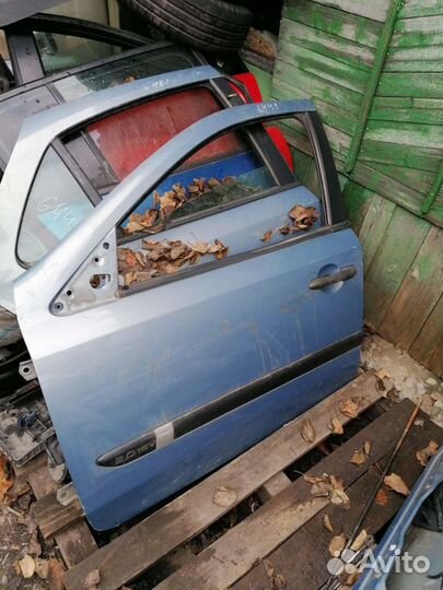 Рено. Лагуна