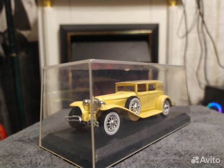 Коллекционные машинки 1 43