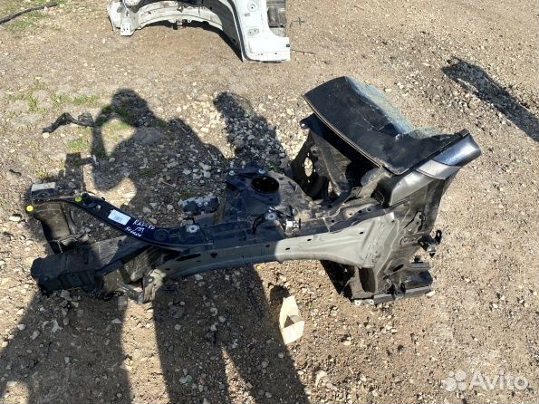 Toyota RAV-4 XA50 2018- четверть передняя левая