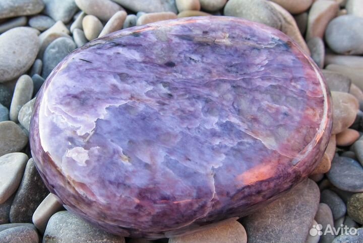 Натуральный камень чароит