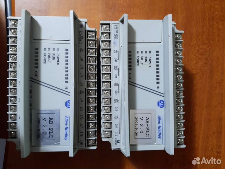 Программируемое реле Micrologix Allen Bradley 1000