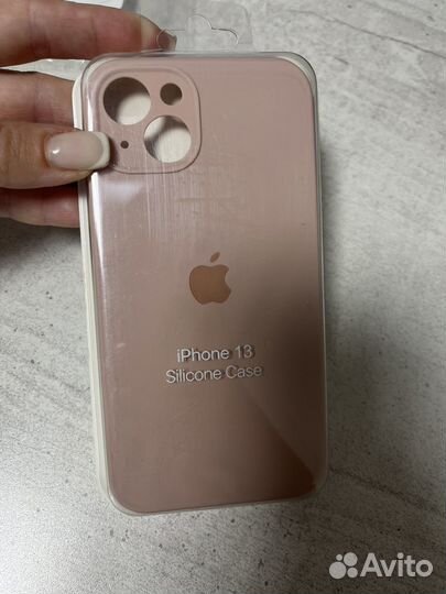 Чехол на iPhone 13