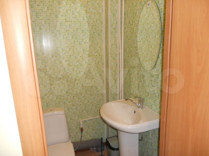 Комната 18 м² в > 9-к., 1/1 эт.