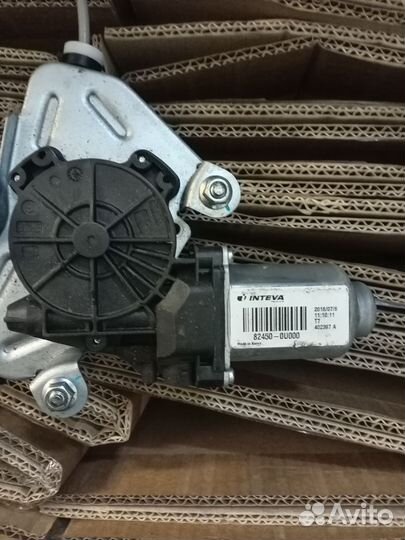 Стеклоподьемник передний правый