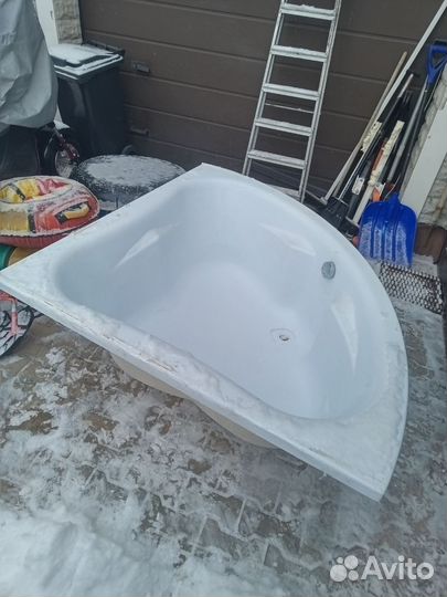 Ванна угловая бу