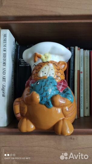 Ваза рыжий кот