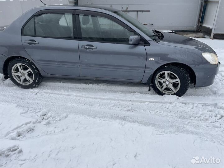 Mitsubishi Lancer 1.6 МТ, 2005, 292 000 км