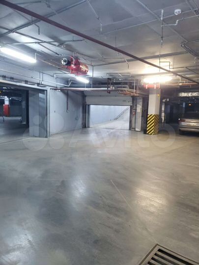 Машиноместо, 13 м²