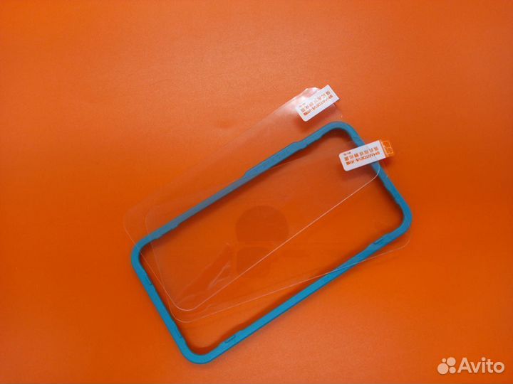 34416 Закаленное стекло SmartDevil для iPhone 13 P