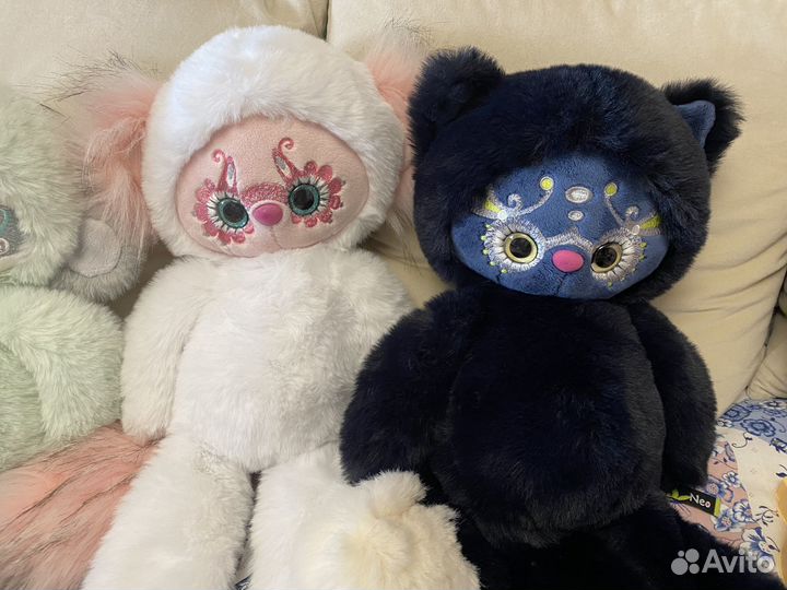 Мягкая игрушка Лори Колори