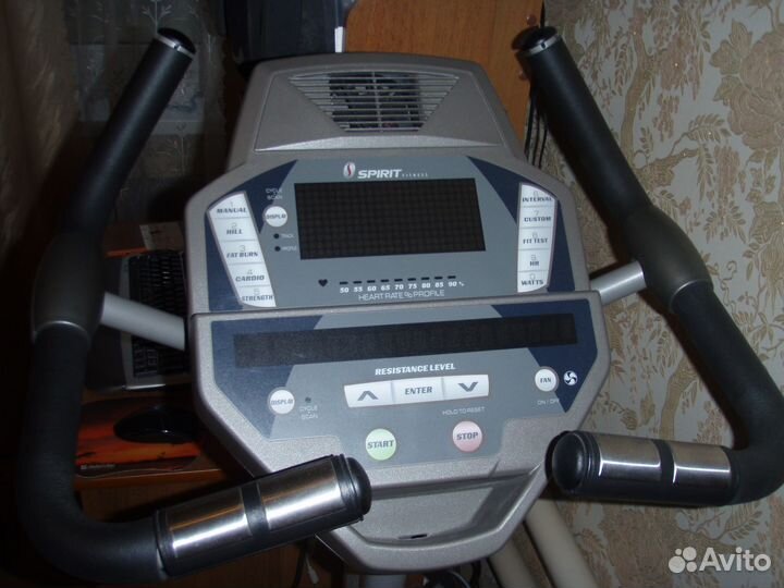 Spirit Fitness CU800