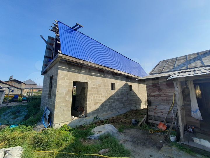 Дом 230 м² на участке 6 сот.