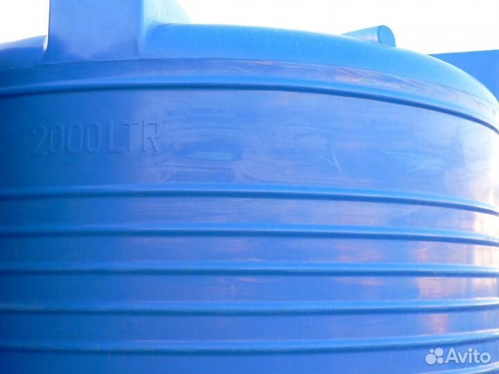Емкость для воды vert 2000 литров (sterh)
