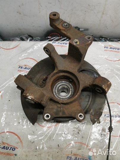 Кулак задний правый Ssangyong Action New 2.0