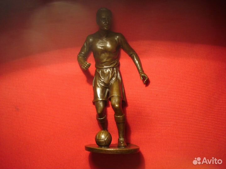 Футболист Послевоенный Бронза 1967 г СССР Редкий