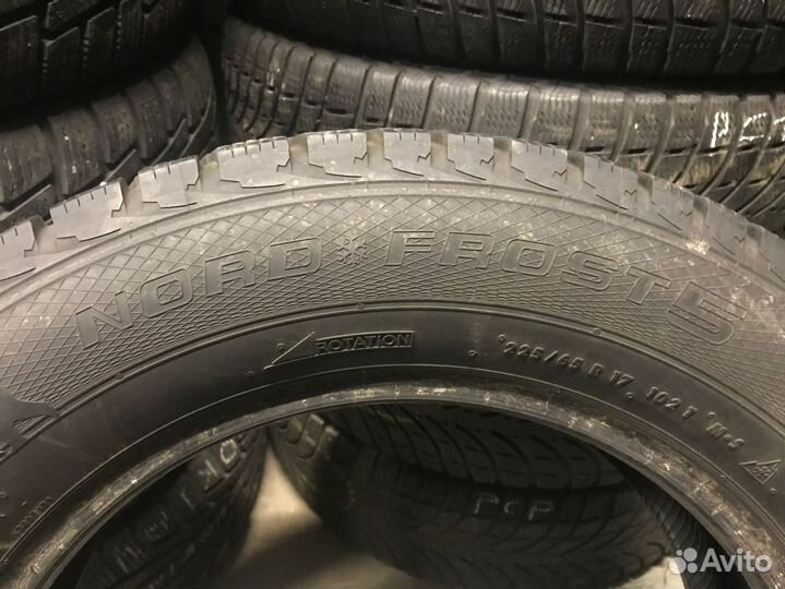 Gislaved Nord Frost 5 225/65 R17 92Y