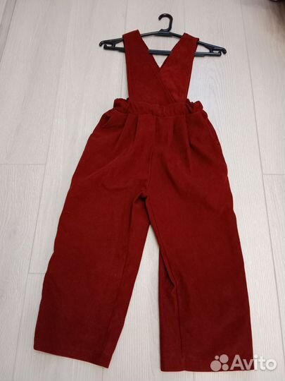 Велюровый комбинезон для девочки