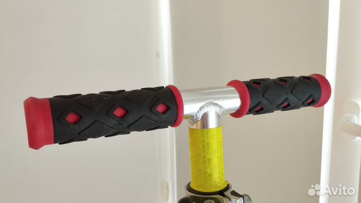 Самокат детский трехколесный складной