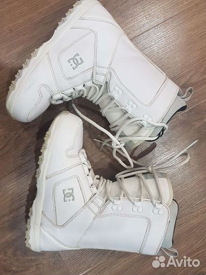 Ботинки для сноуборда DC белые женские детские 38