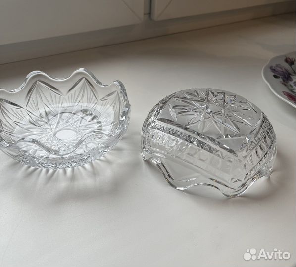 Ваза хрустальная с крышкой