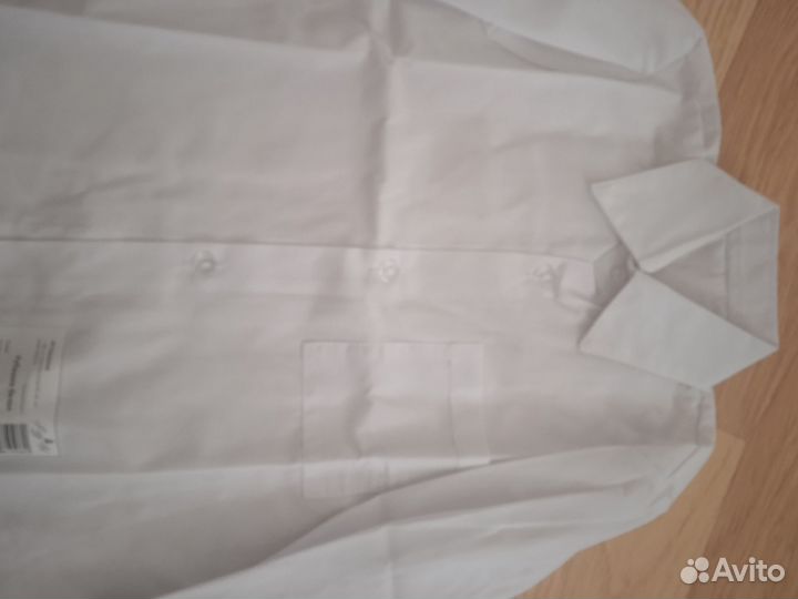Рубашка белая новая