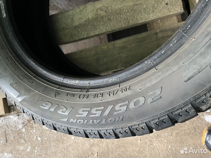 Pirelli Ice Zero 205/55 R16 94T