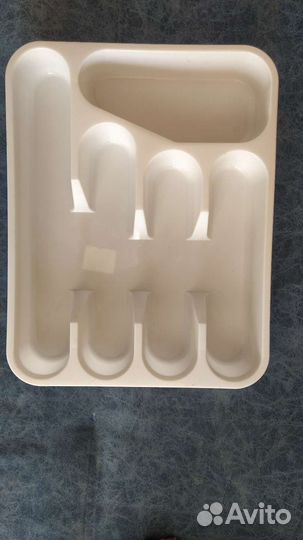 Лоток для столовых приборов