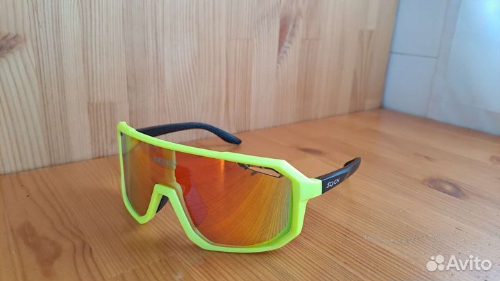 Солнцезащитные очки