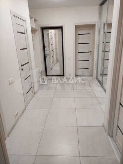 3-к. квартира, 75,8 м², 1/3 эт.