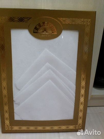 Королевский,Комплект столового белья на 12 персон