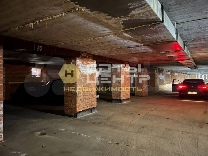 Машиноместо, 22 м²