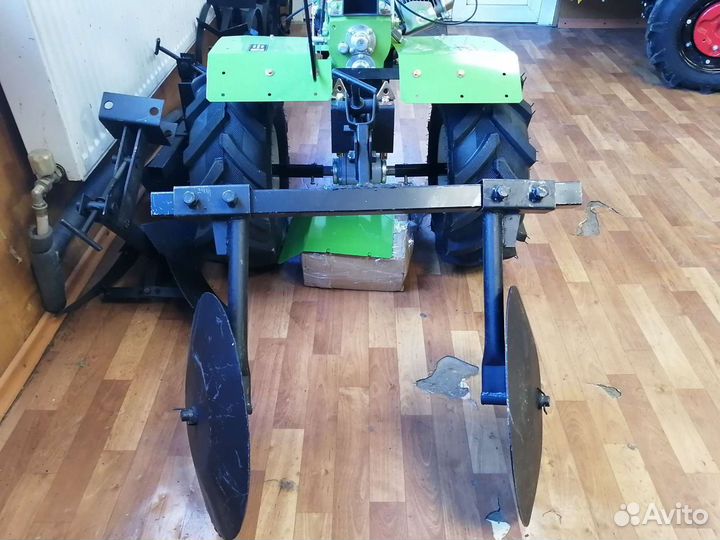 Окучник дисковый раздвижной со сцепкой