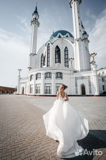 Фотограф на свадьбу и видеооператор видеограф