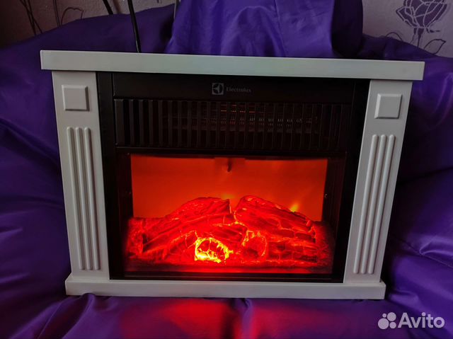 Электрокамин с эффектом пламени