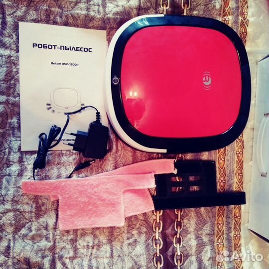 Робот-пылесос новый
