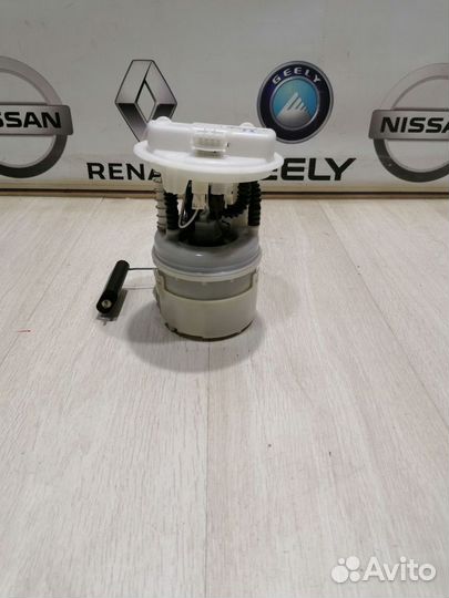 Бензонасос Топливный насос Nissan terrano D10