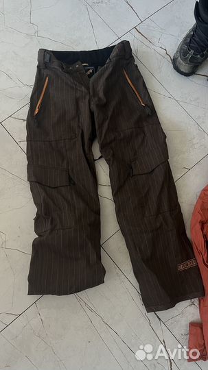 Комплект для сноуборда из куртки Ride и штанов Bel