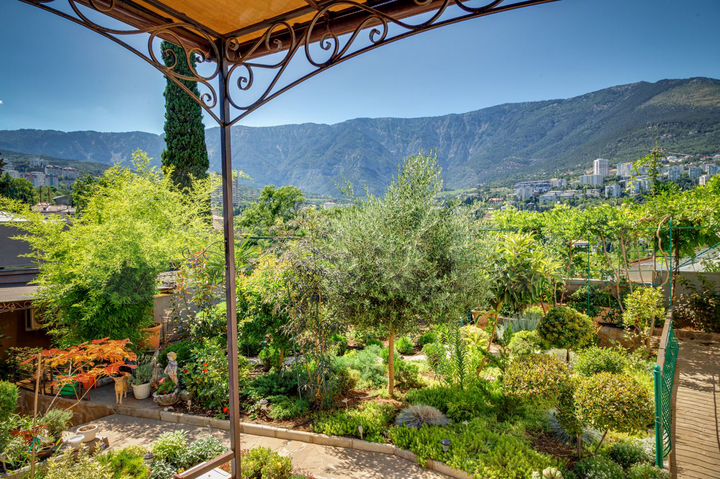 Дом 113 м² на участке 3 сот.