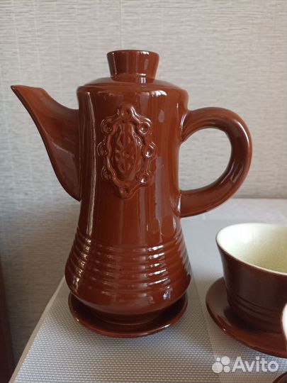 Глиняный кувшин