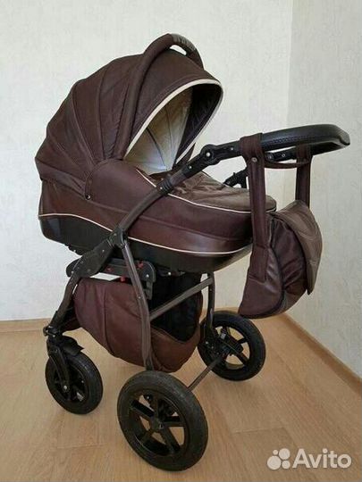 Коляска Tutis Zippy Classic 2 в 1