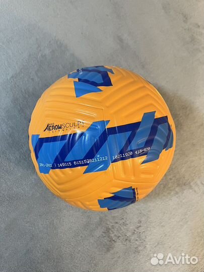 Футбольный мяч nike flight