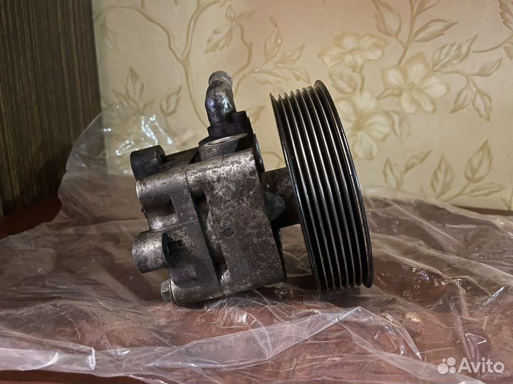 Насос гур Teana J32